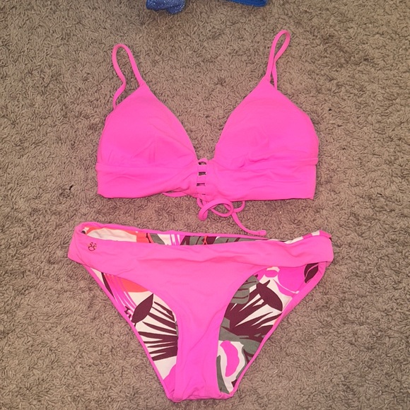 Maaji Pink Heritage Bikini Set - Picture 3 of 4